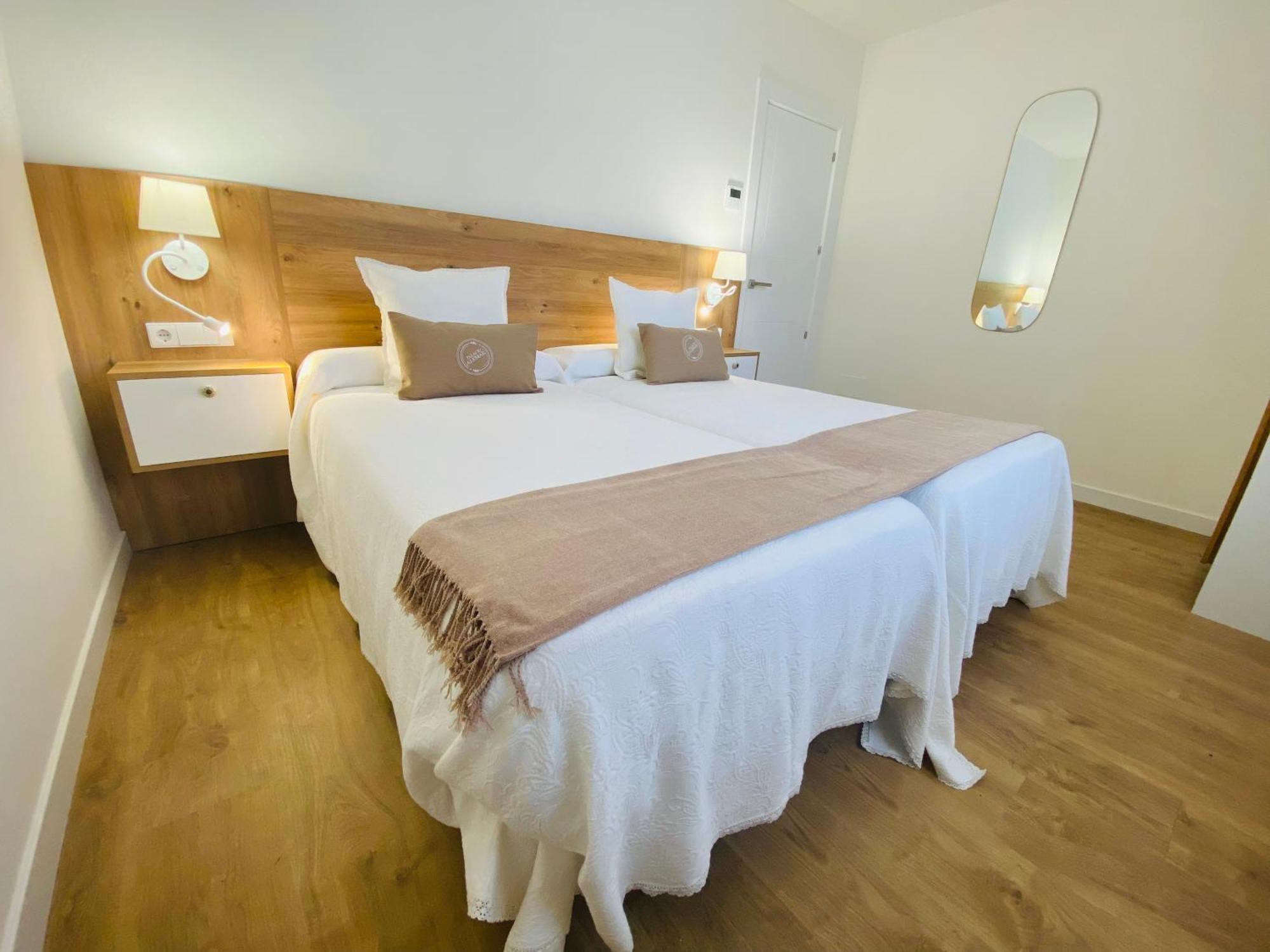 Apartamentos Palacio Alemar Лоредо Екстериор снимка