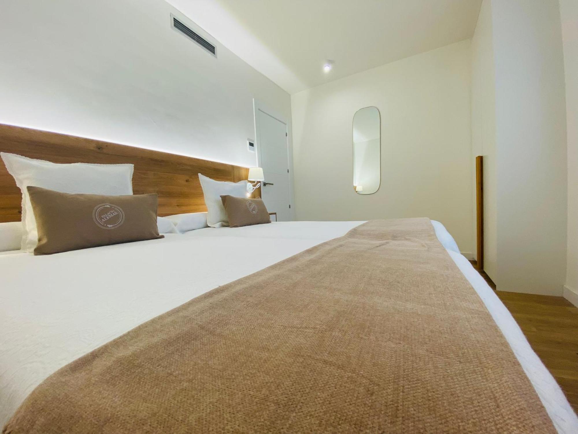 Apartamentos Palacio Alemar Лоредо Стая снимка