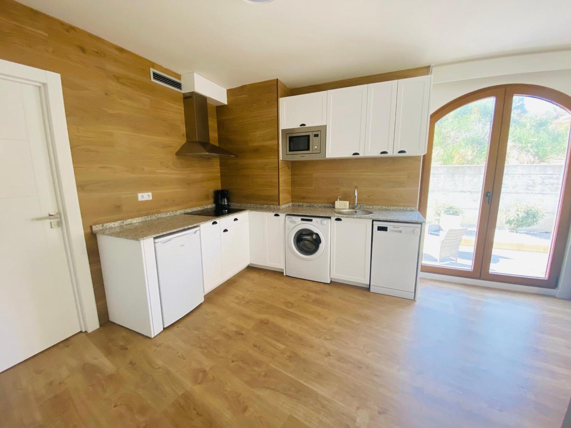 Apartamentos Palacio Alemar Лоредо Екстериор снимка